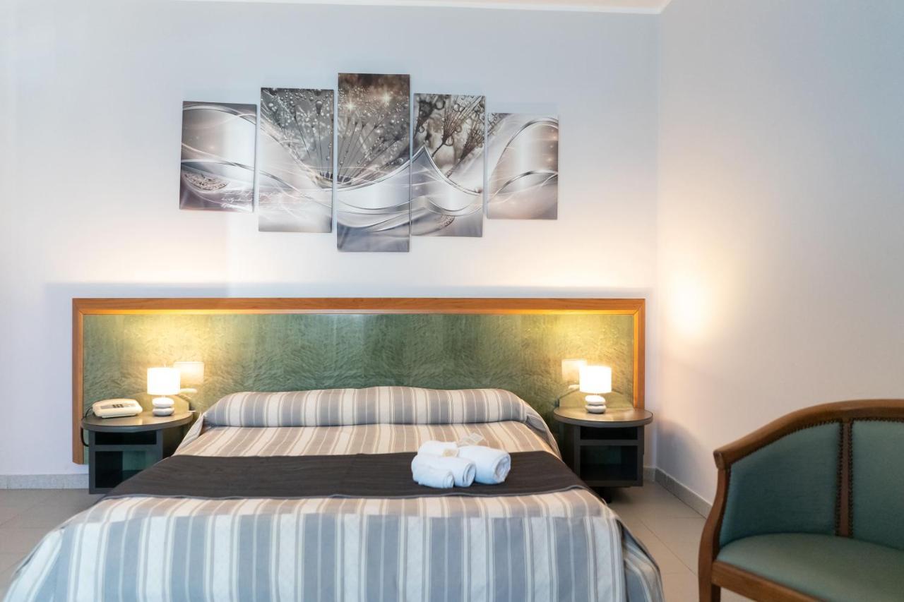 Hotel Melissa Torre Melissa Buitenkant foto