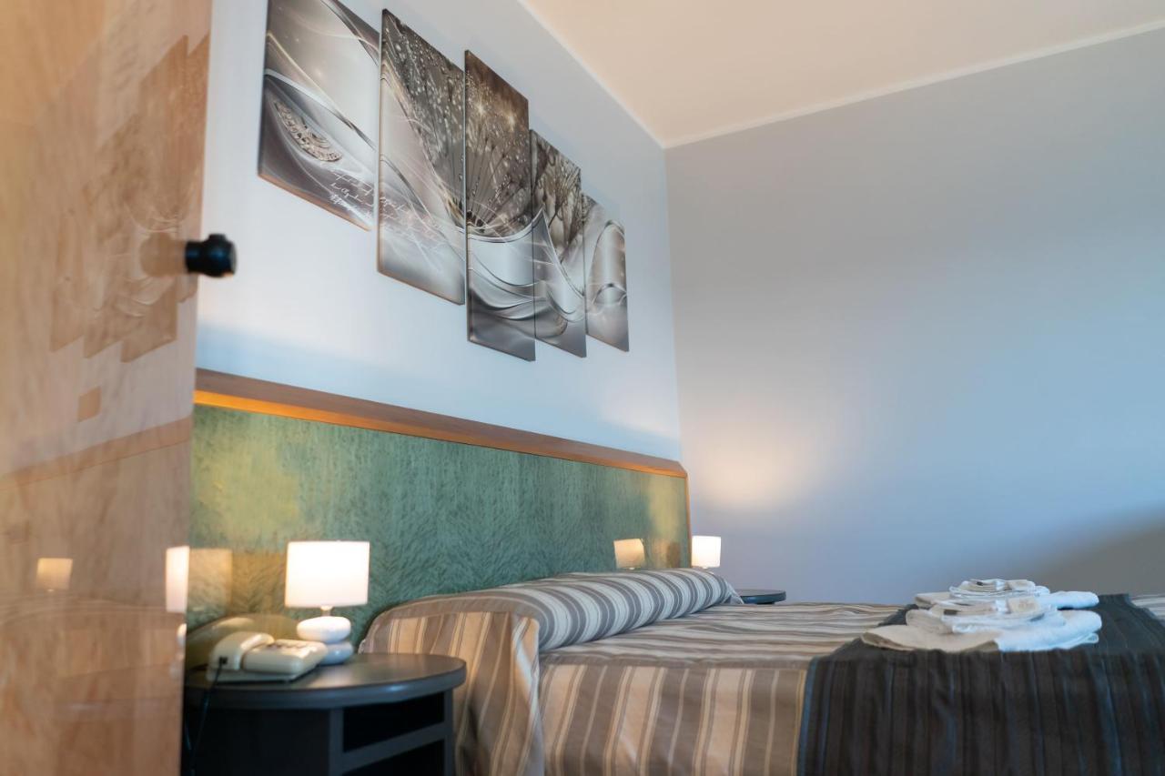 Hotel Melissa Torre Melissa Buitenkant foto