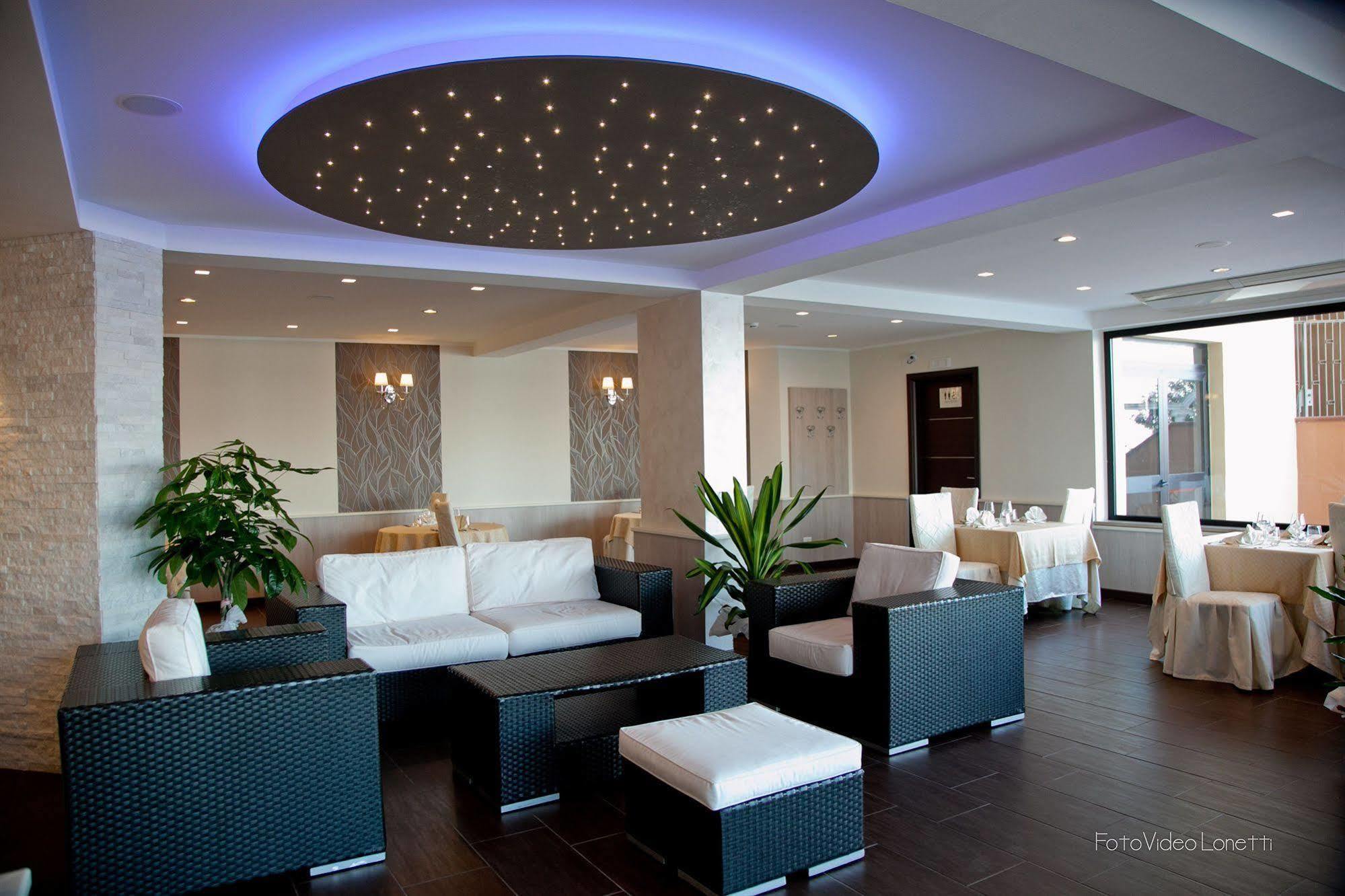 Hotel Melissa Torre Melissa Buitenkant foto